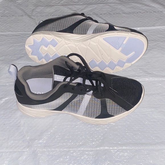Vionic Brisk Radiant Black and Gray Size 8.5 - Picture 3 of 13